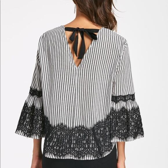 EUC Zara Lace Bell Sleeve Blouse - Small - Picture 3 of 10